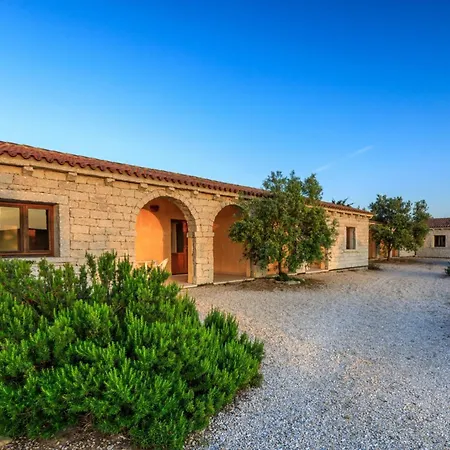 In With Pool 24h , 1500 Meters From The Sea *