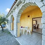 In With Pool 24h , 1500 Meters From The Sea Apartmán